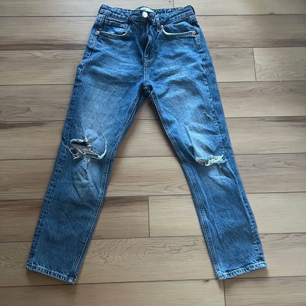 Zara mid to high rise jeans never worn